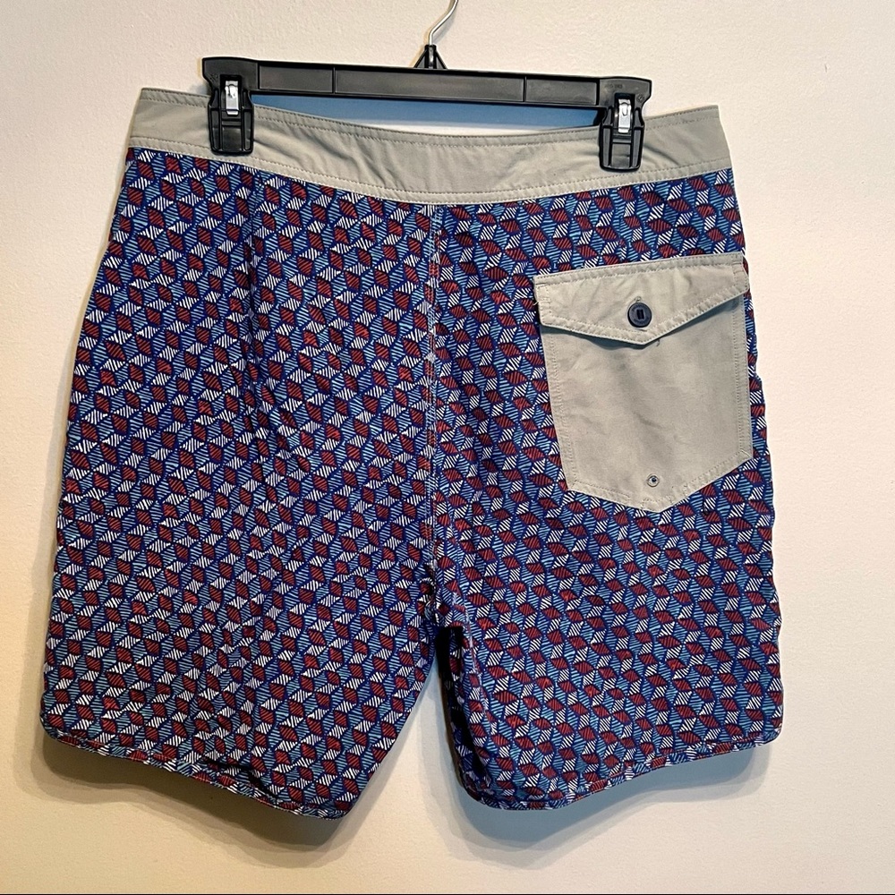 Patagonia Wavefarer Boardshorts Men sz 32 swim - Picture 5 of 10